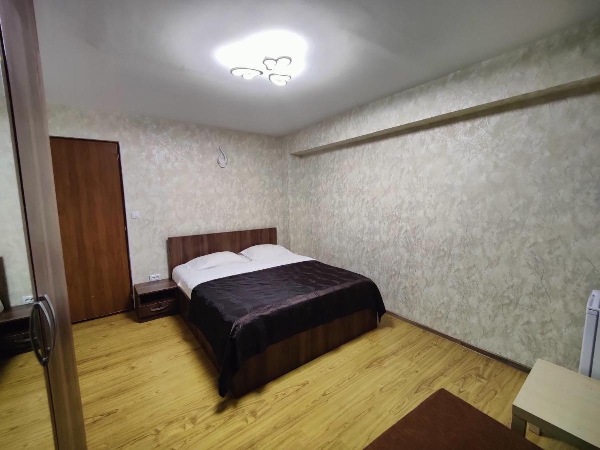 Casa Adina Ξενοδοχείο Σινάια Εξωτερικό φωτογραφία